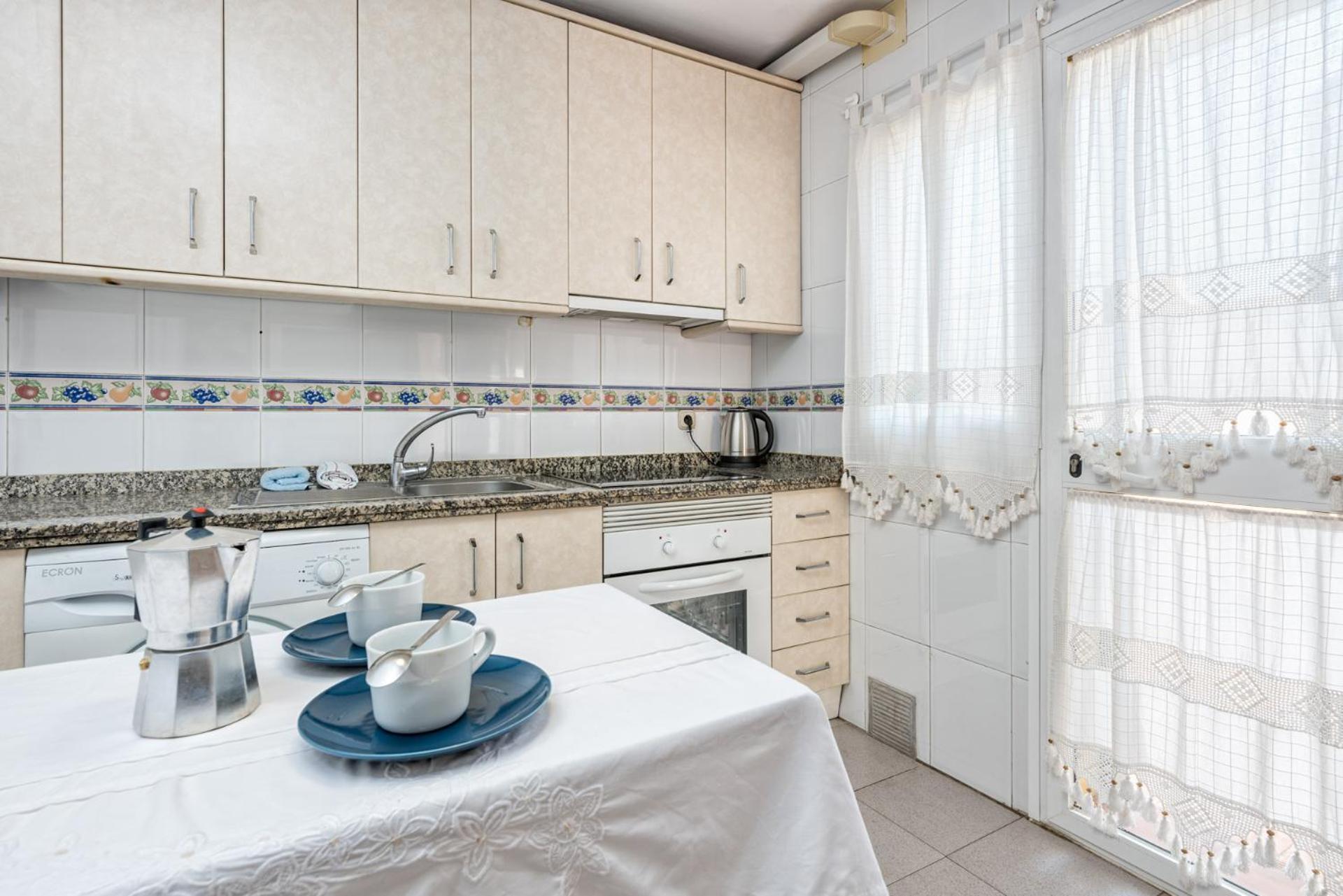 Castillo Sohail Townhouse Near The Beach By Costarentals - Ref 101 Фуeнхирола Екстериор снимка